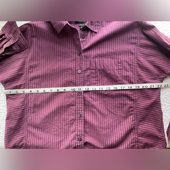 Madewell Poplin Side-Panel Dolman Button-Up Shirt in Stripe in Smoldering Plum - Picture 11 of 11